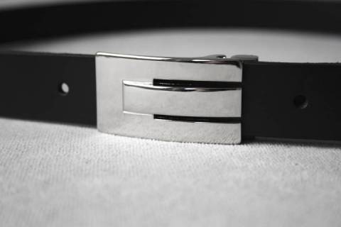 Damengürtel 30 mm - 082 - Bild: Lederriemen-Lederfarbe-Anthrazit-Bueffelleder-Massiv-Gepraegt_2