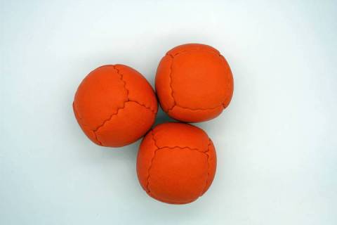 Jonglierbälle aus Rindsleder - Bild: Orange_7