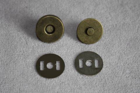 100 Magnetverschlüsse 18 mm Altmessing 170 - Bild: A8