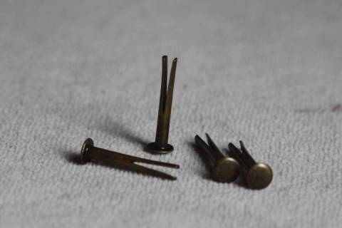 Biegenieten - Spaltnieten 3/22 Altmessing 293 - Bild: A2