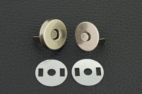 10 Magnetverschlüsse 18 mm 399 Antikschwarz