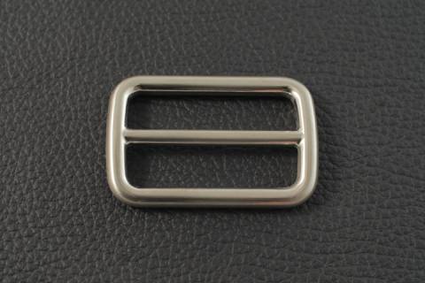 Dreisteg Nickel Satiniert 40 mm