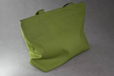 Olbrish b - Boulevard - Lederhandtaschen - Die Kleine - Bild: Farbe-Aubergine-221_2