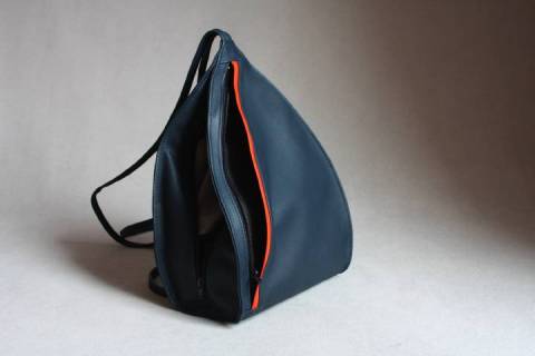 Olbrish b - Lederrucksack - Lenz Blau / Orange - Picture: A2
