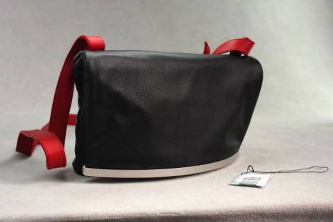 Handtasche Wandelbar - Schwarz/Rot - Bild: Farbe-Apfel-403_1
