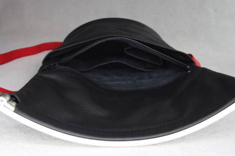 Handtasche Wandelbar - Schwarz/Rot - Picture: A2