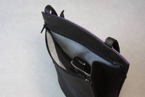 Serpentine kl. - Ledertasche von Olbrish b Schwarz / Lila - Picture: A2