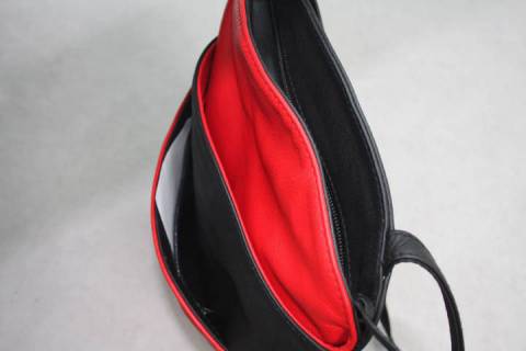 Serpentine kl. - Ledertasche von Olbrish b - Picture: A3