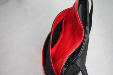 Serpentine kl. - Ledertasche von Olbrish b - Picture: A4