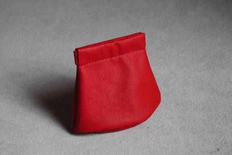 Tünkram - Damen - Leder -Etuis - Picture: Lederfarbe-Rot_5