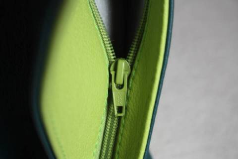 Olbrish - Generation X Lederhandtaschen 12012 Apfel - Amazonas - Picture: A4