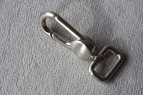 Karabinerhaken 15 mm Nickelt Satiniert 363 - Picture: A1