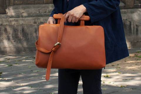 Ledertasche Mooi mit Holzgriff - Picture: 1