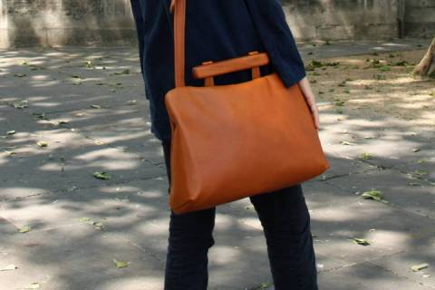 Ledertasche Mooi mit Holzgriff - Picture: 2